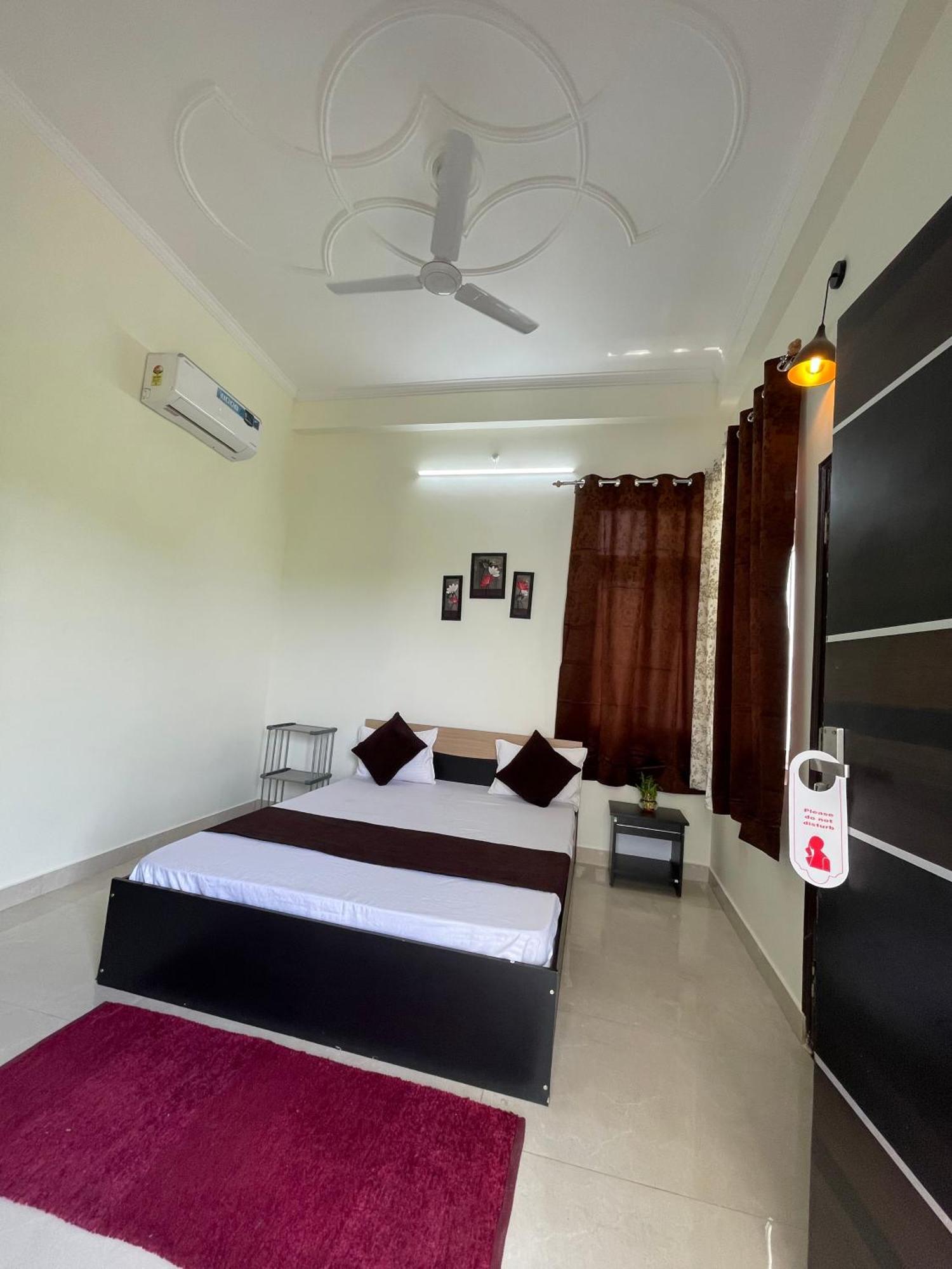 Atulyam Stays Sushant Golf City Lucknow Exteriör bild