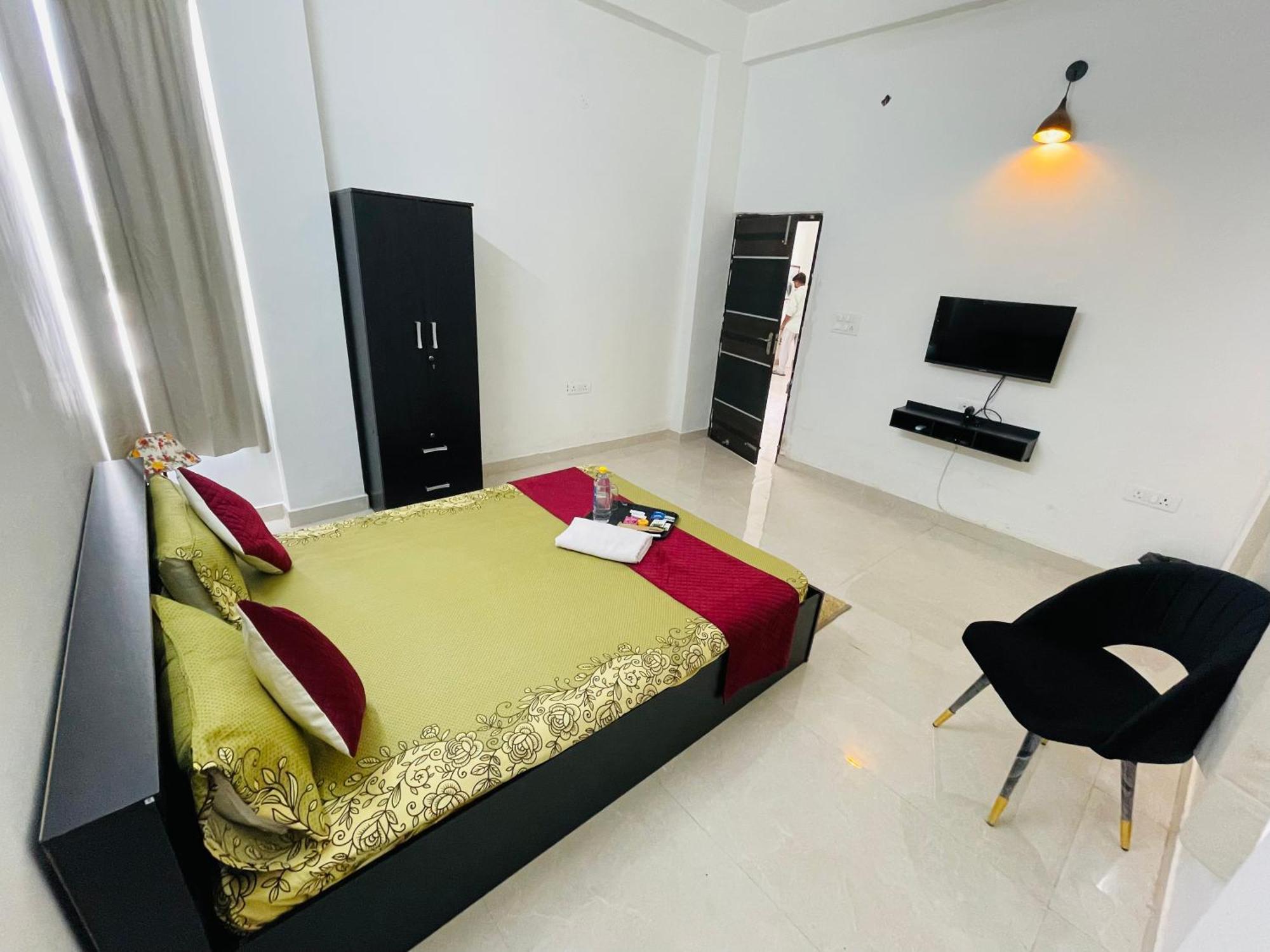 Atulyam Stays Sushant Golf City Lucknow Exteriör bild