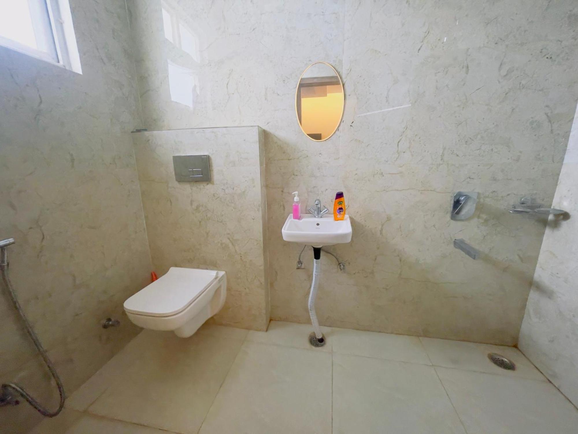 Atulyam Stays Sushant Golf City Lucknow Exteriör bild