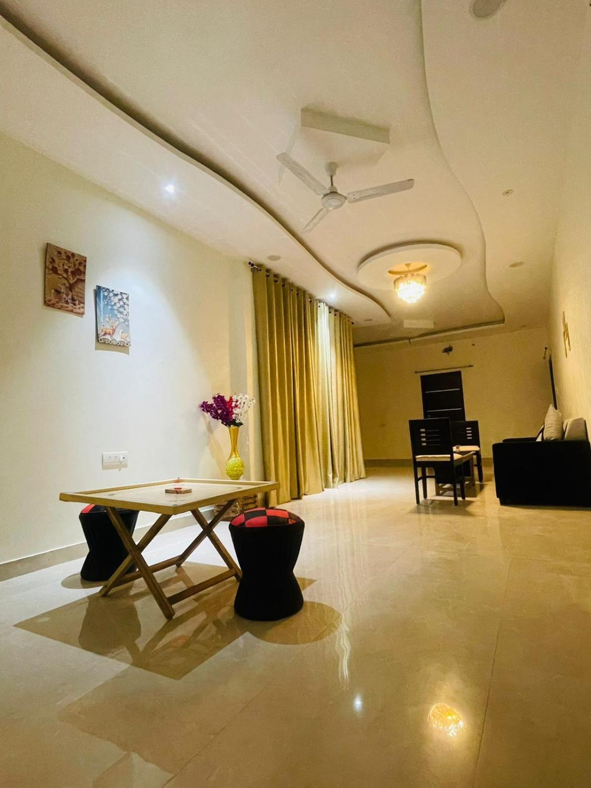 Atulyam Stays Sushant Golf City Lucknow Exteriör bild